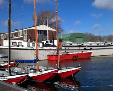 LIVE: Schip De nummer 70 op de kant